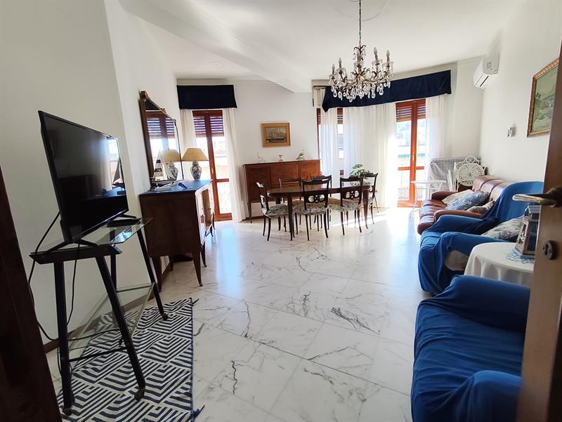 Salone
