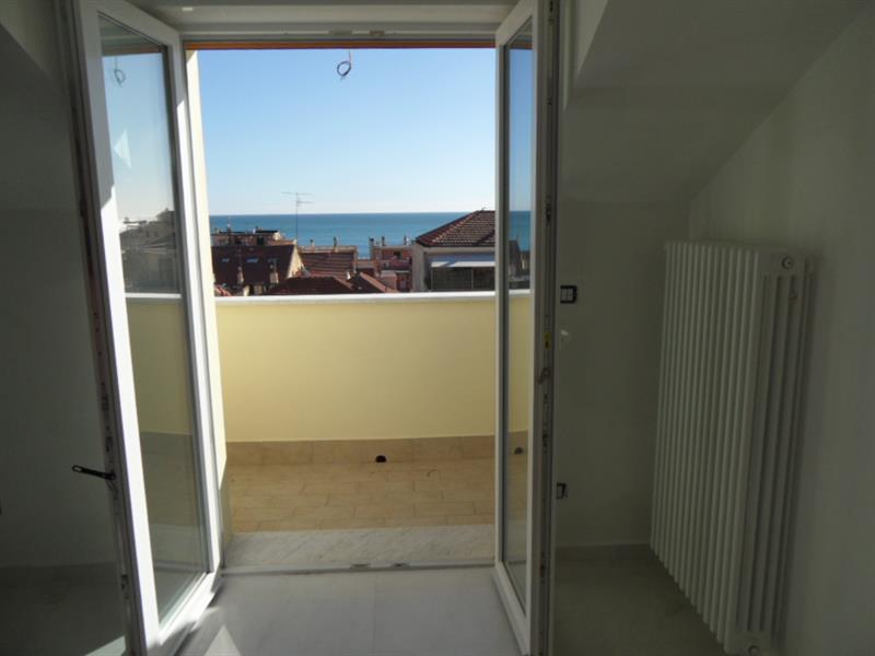 Uscita sul terrazzino